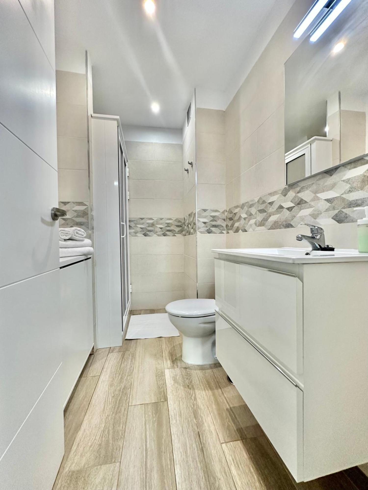 Juan Xxiii Apartment Arona  Luaran gambar