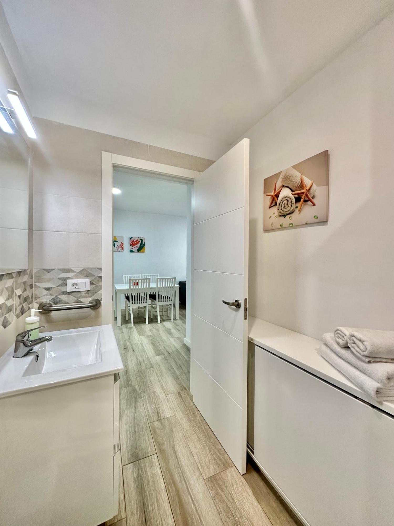 Juan Xxiii Apartment Arona  Luaran gambar